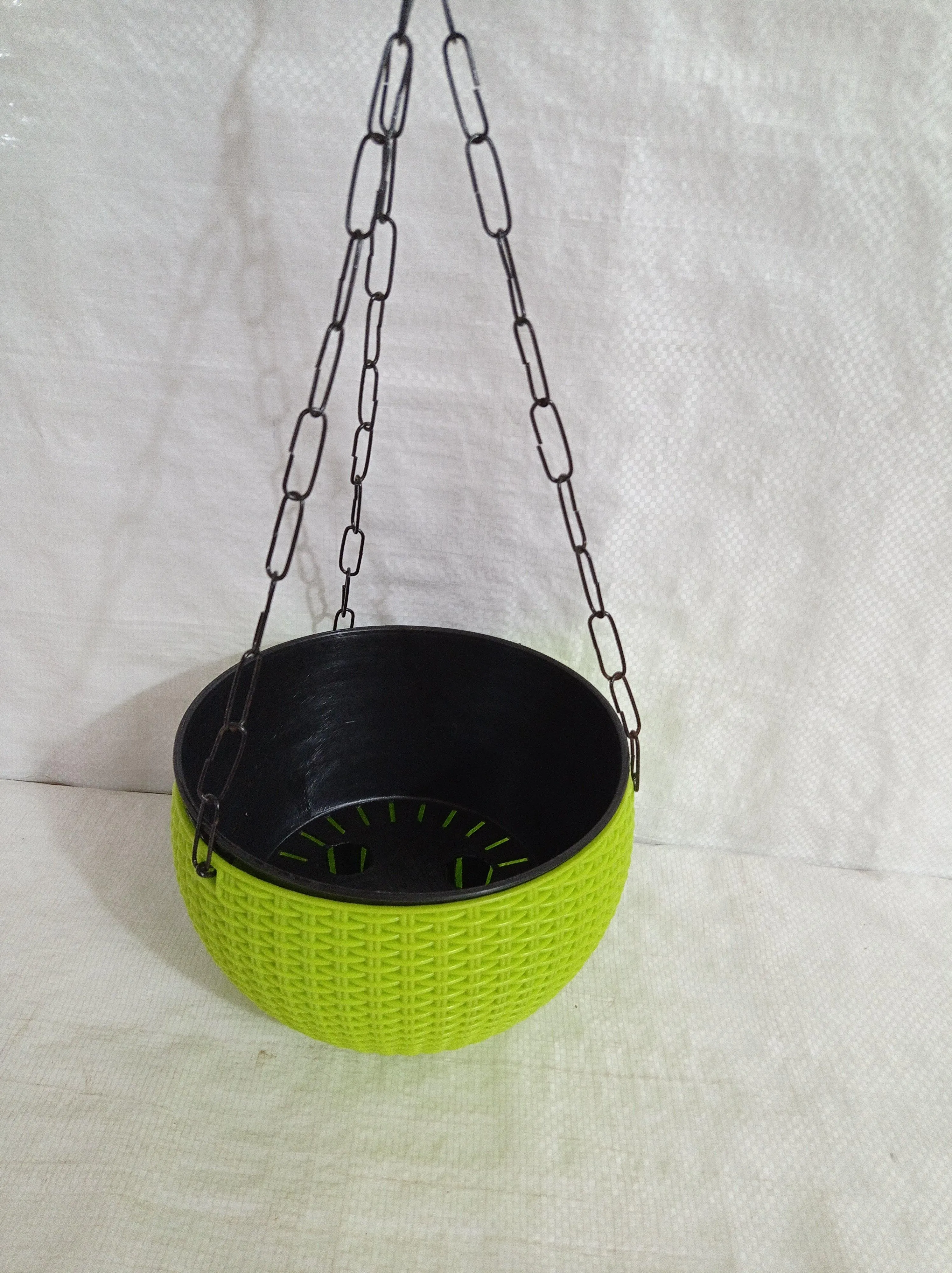 18 cm Green Rattan Hanging Planter with Chain