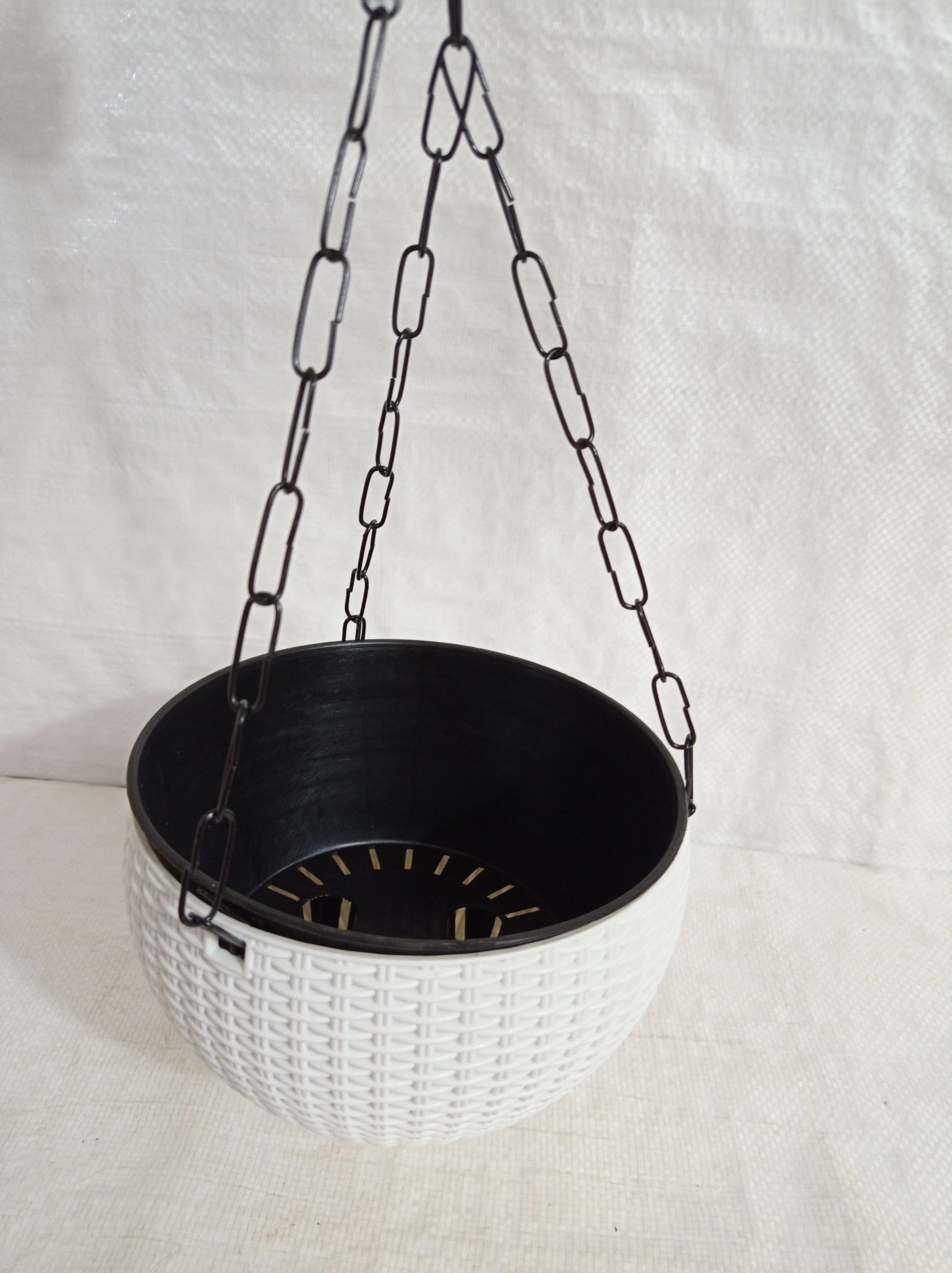 18 Cm White Rattan Hanging Planter with Chain