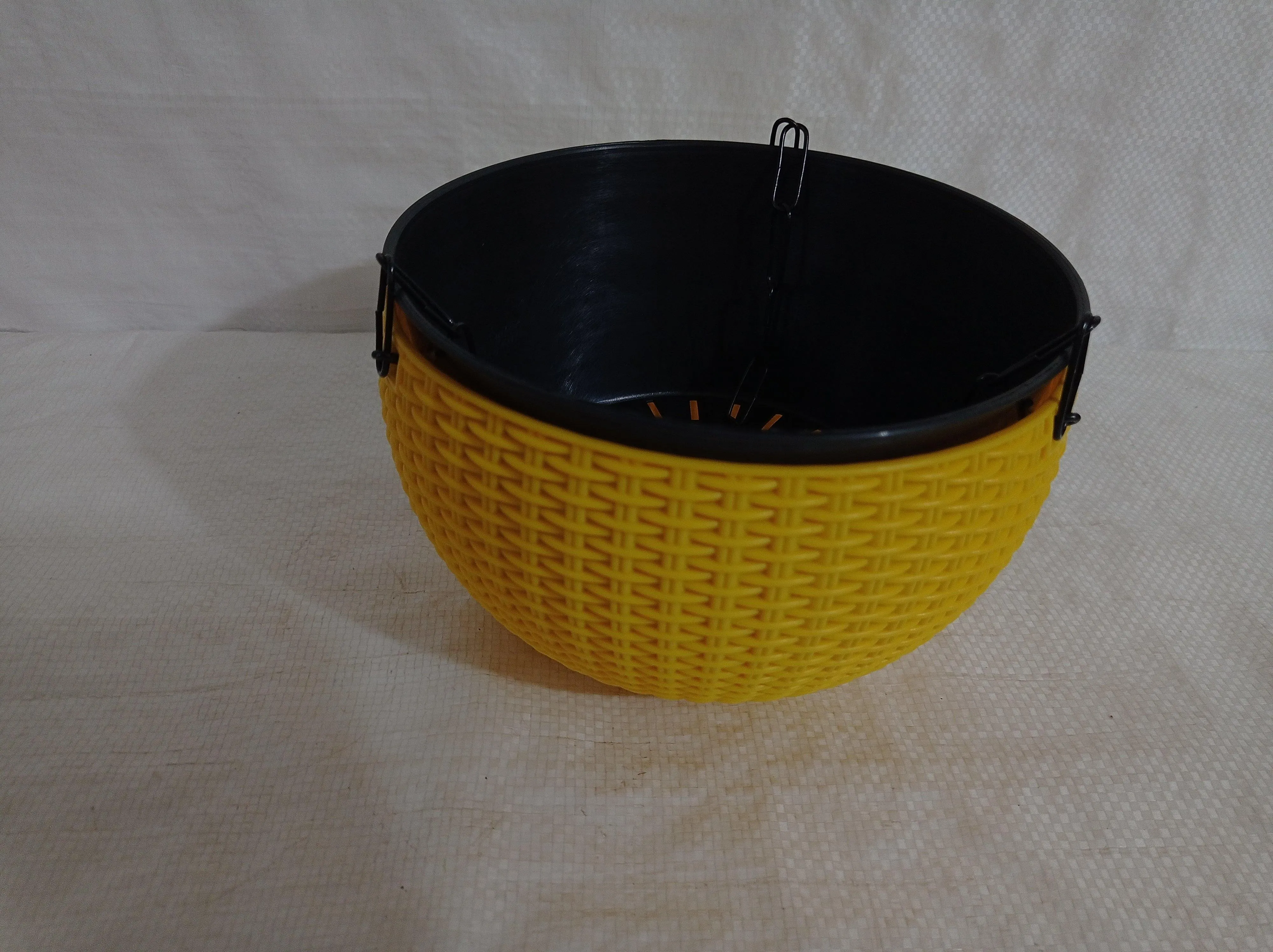 18 Cm Yellow Rattan Hanging Planter with Chain