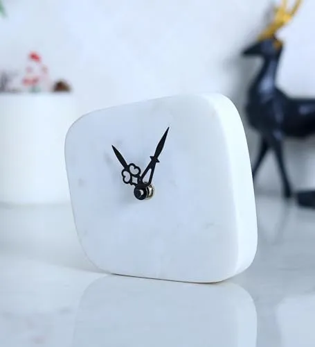 POSH N PLUSH Embellishing Marble Table Clock