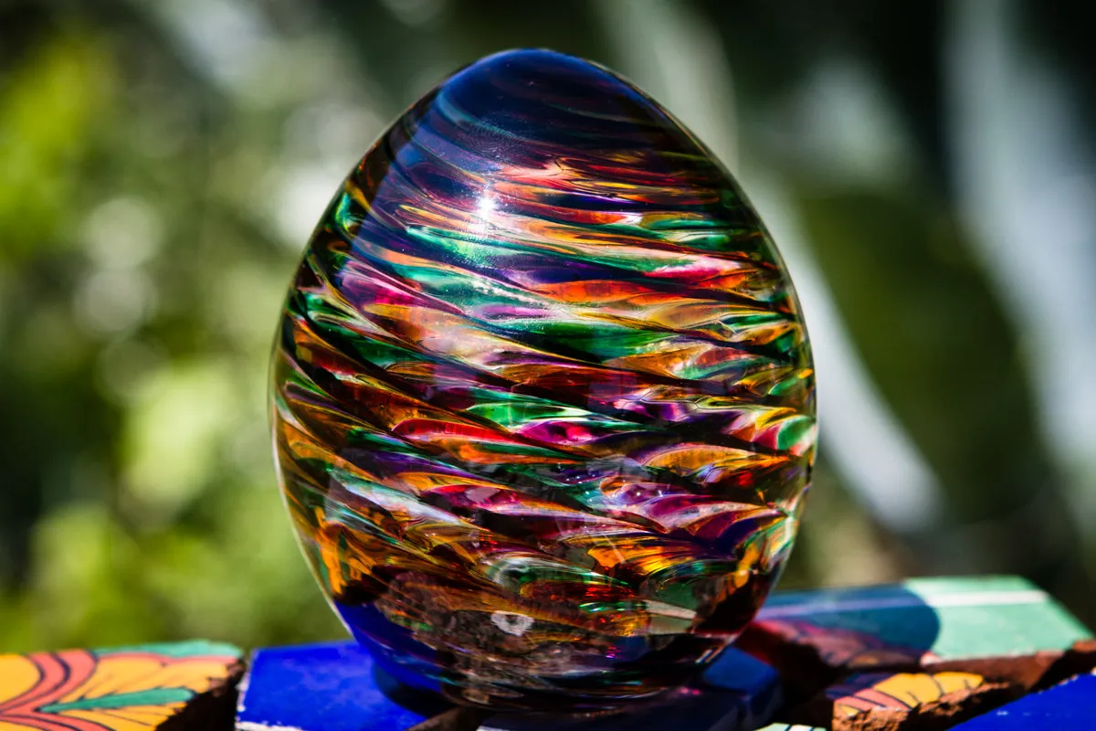 Ribbed Spiral Optic Egg with Cremains