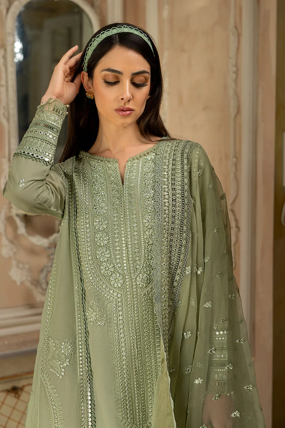 Sobia Nazir Luxury Lawn Collection 2023 – Design 6B