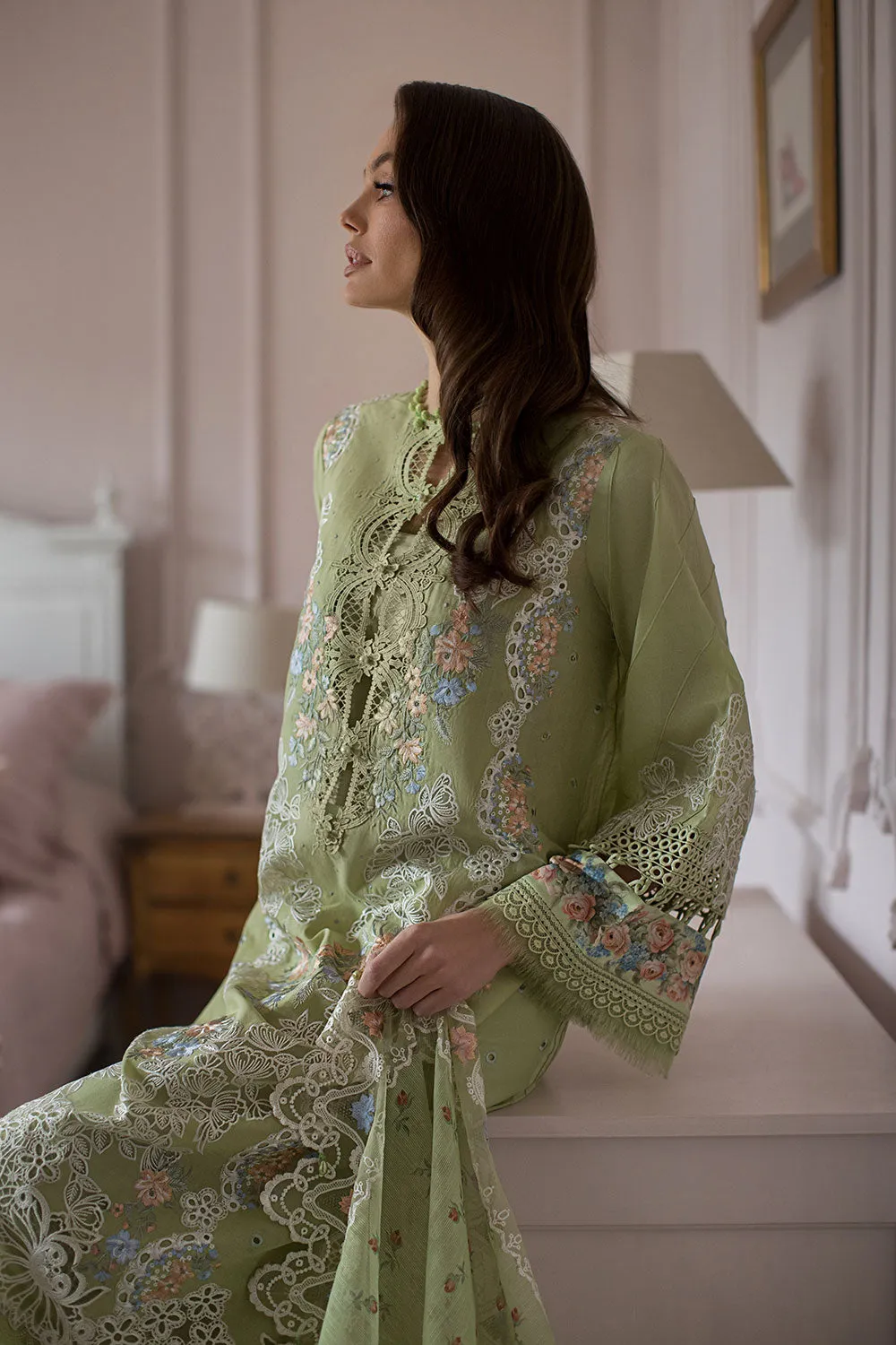 Sobia Nazir Luxury Lawn Collection 2024 – Design 4A