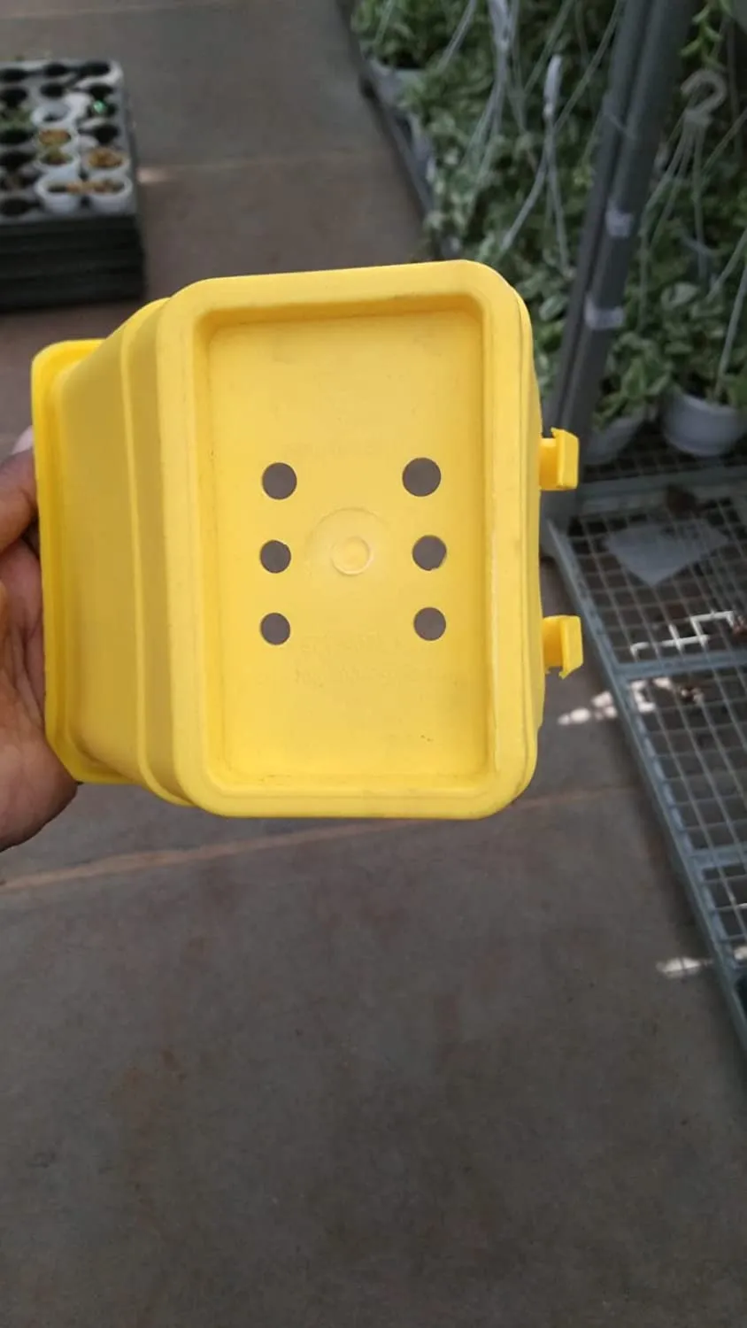 Yellow Vertical Hook Pot Big