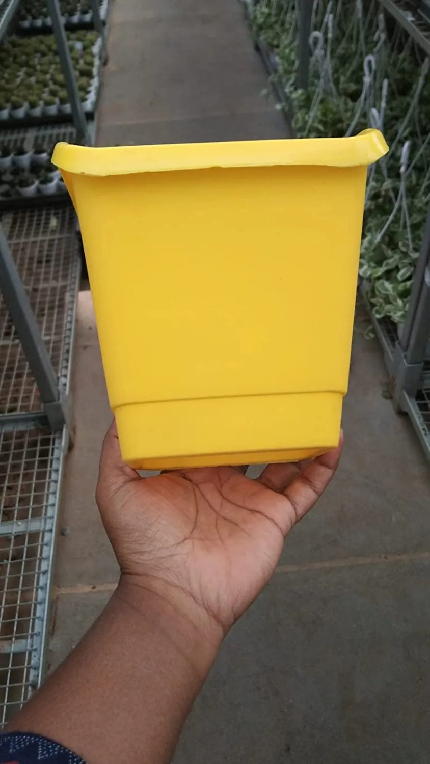 Yellow Vertical Hook Pot Big